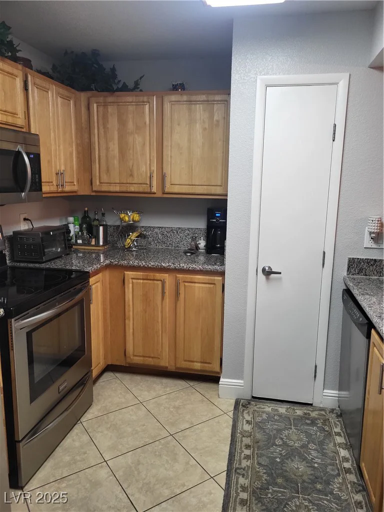 5055 Hacienda, Las Vegas, NV 89118