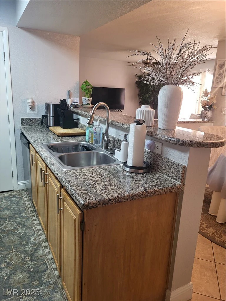 5055 Hacienda, Las Vegas, NV 89118