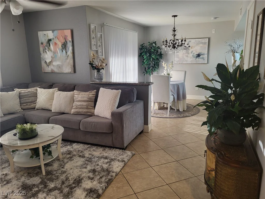 5055 Hacienda, Las Vegas, NV 89118