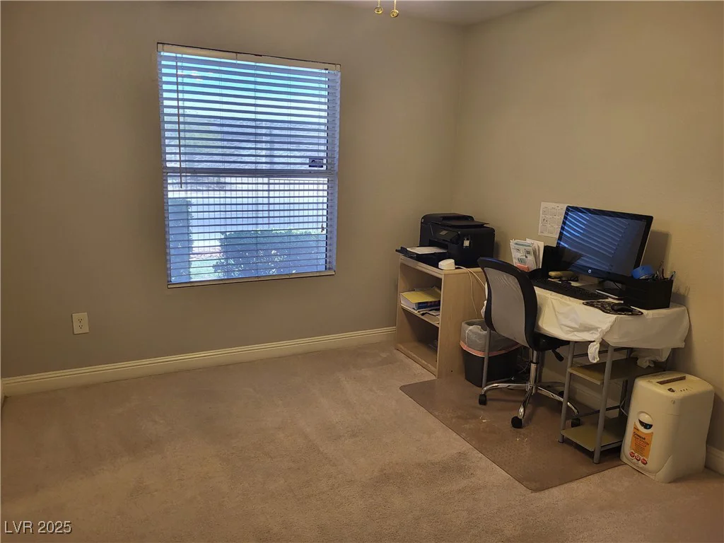 5055 Hacienda, Las Vegas, NV 89118