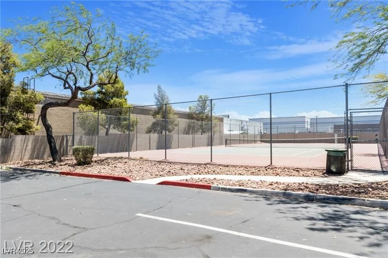 5055 Hacienda, Las Vegas, NV 89118