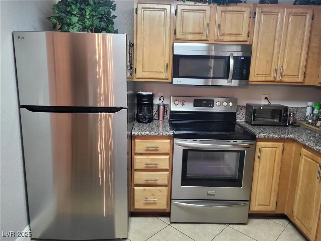 5055 Hacienda, Las Vegas, NV 89118