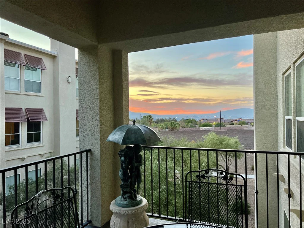 2555 Hampton, Henderson, NV 89052