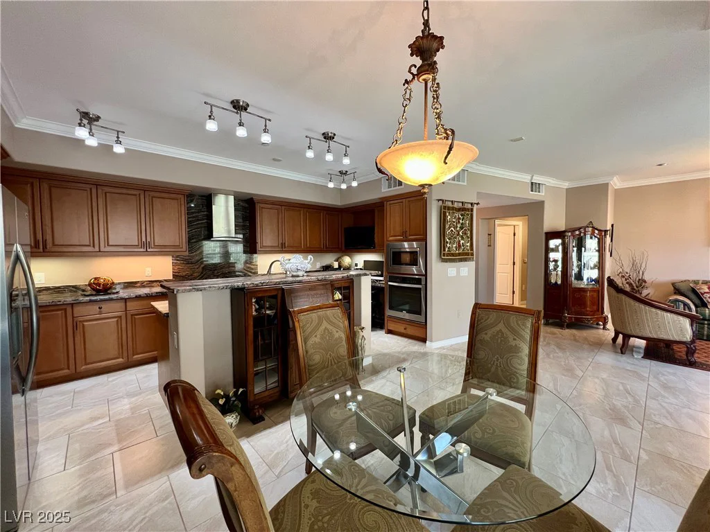 2555 Hampton, Henderson, NV 89052