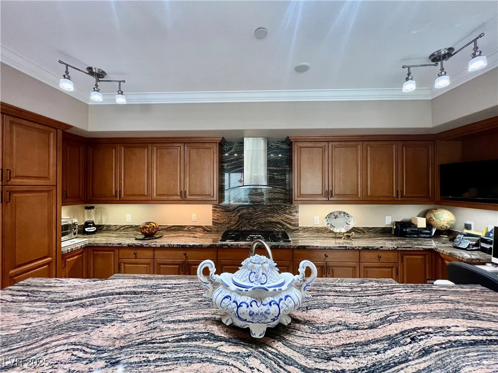 2555 Hampton, Henderson, NV 89052