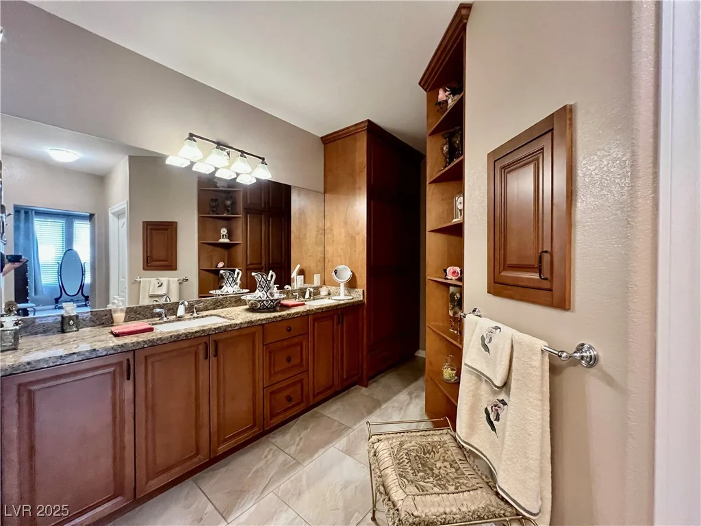 2555 Hampton, Henderson, NV 89052