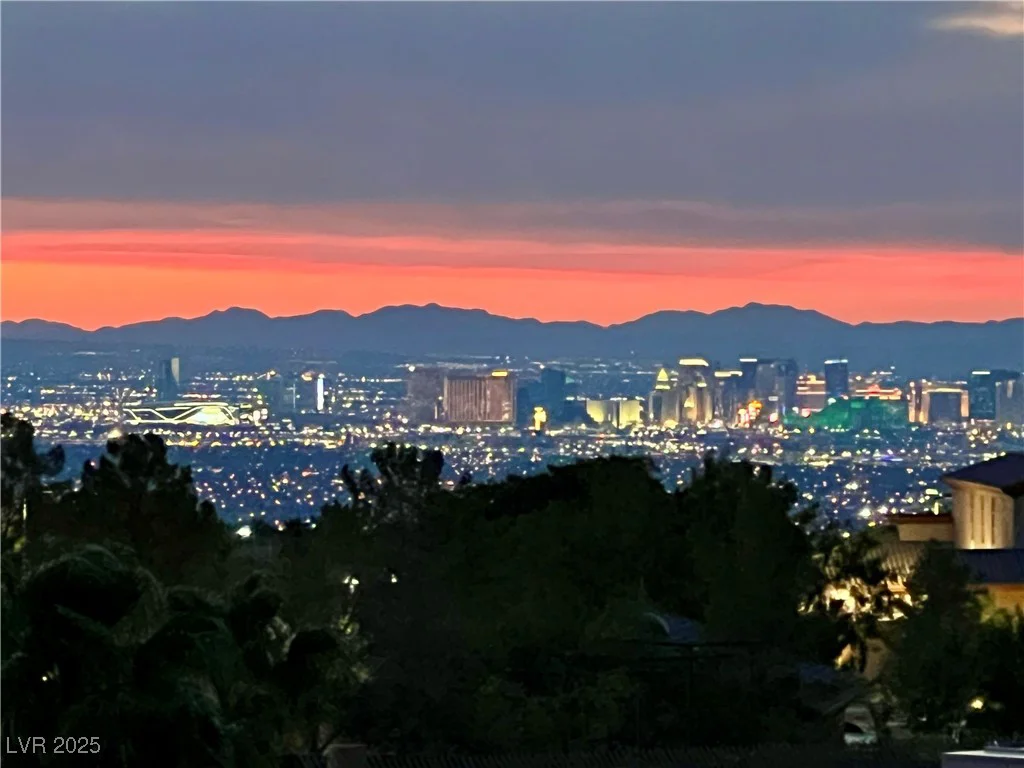 2555 Hampton, Henderson, NV 89052