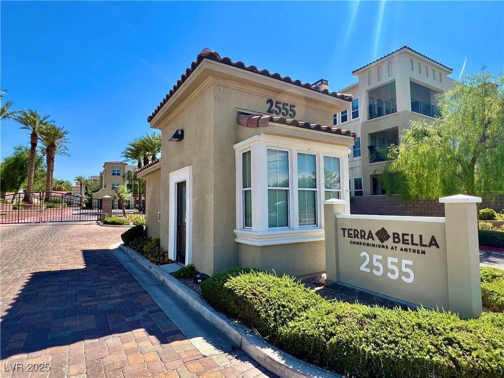 2555 Hampton, Henderson, NV 89052