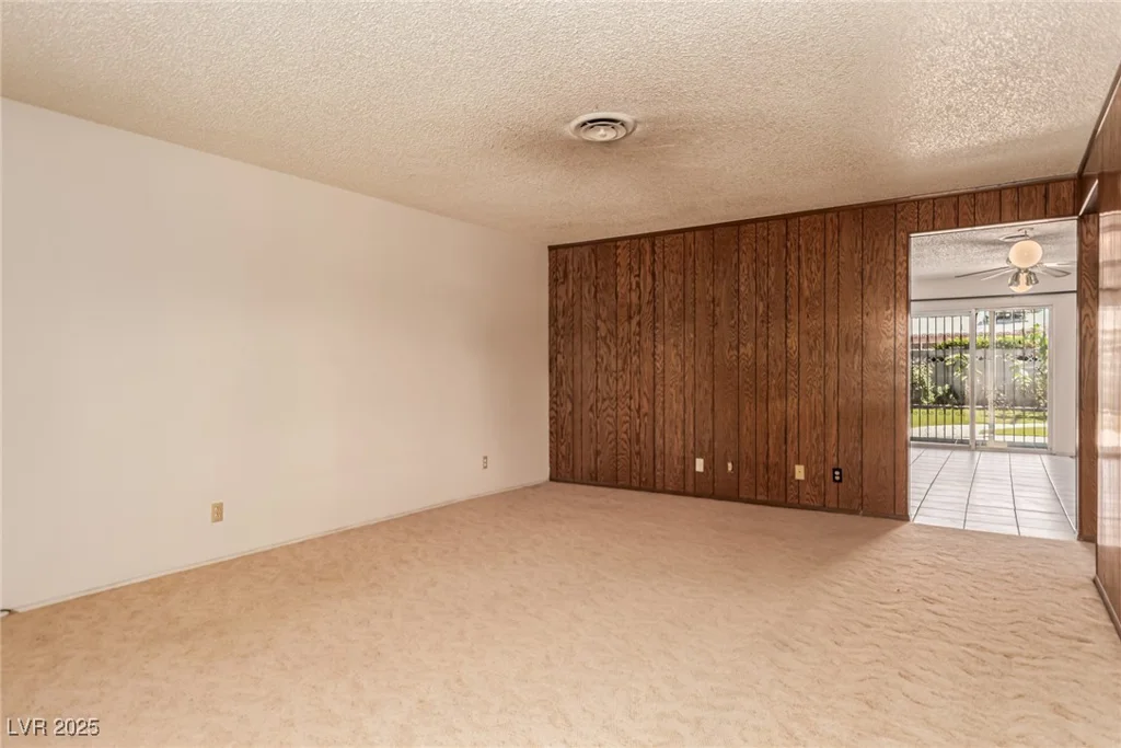 4629 Rip Van Winkle, Las Vegas, NV 89102