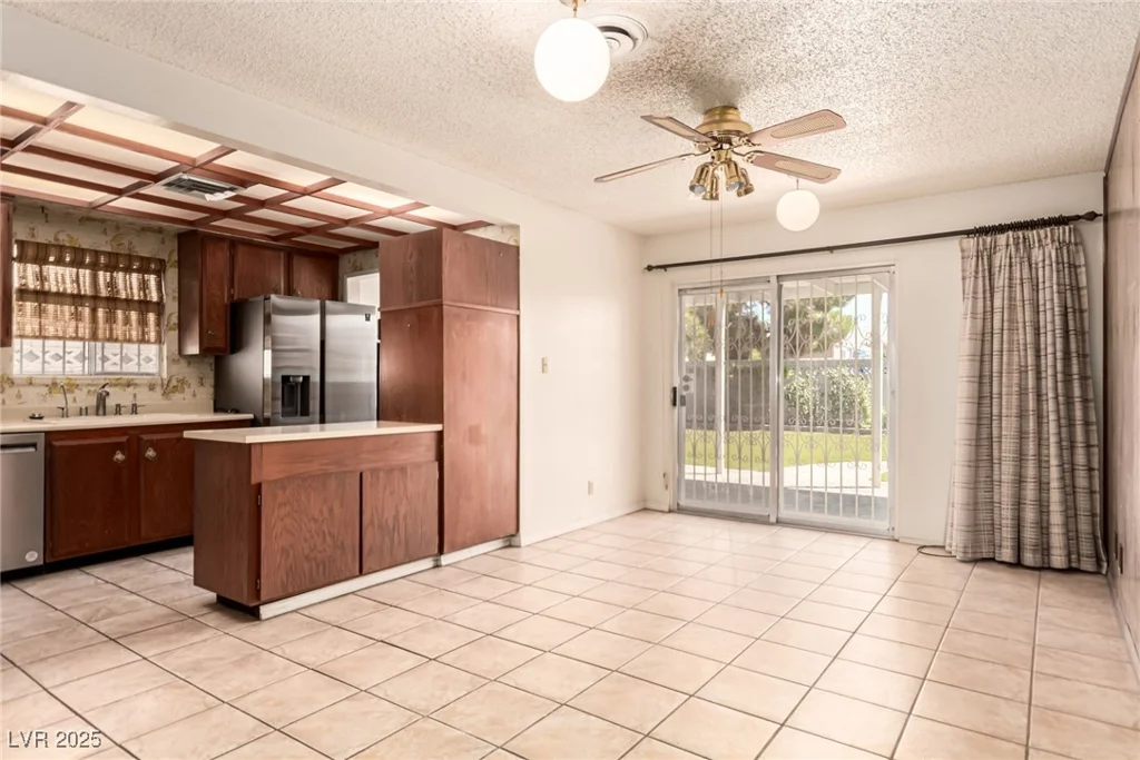 4629 Rip Van Winkle, Las Vegas, NV 89102