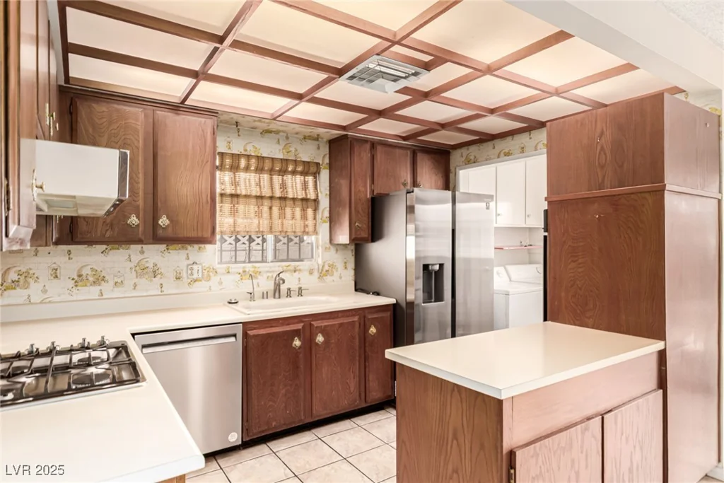 4629 Rip Van Winkle, Las Vegas, NV 89102