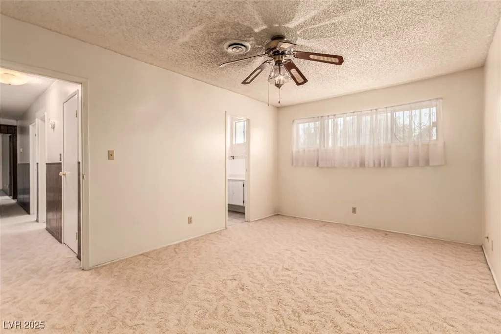 4629 Rip Van Winkle, Las Vegas, NV 89102