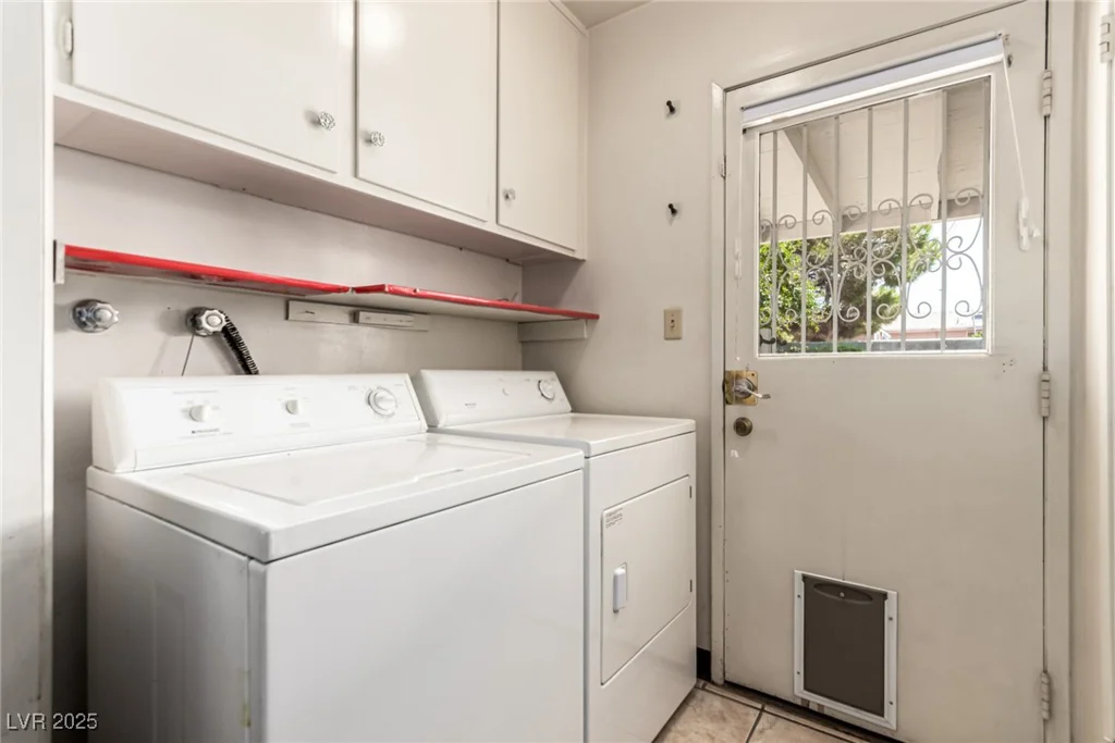 4629 Rip Van Winkle, Las Vegas, NV 89102