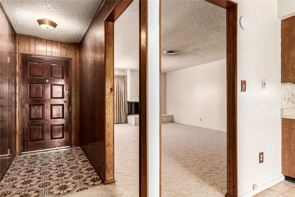 4629 Rip Van Winkle, Las Vegas, NV 89102