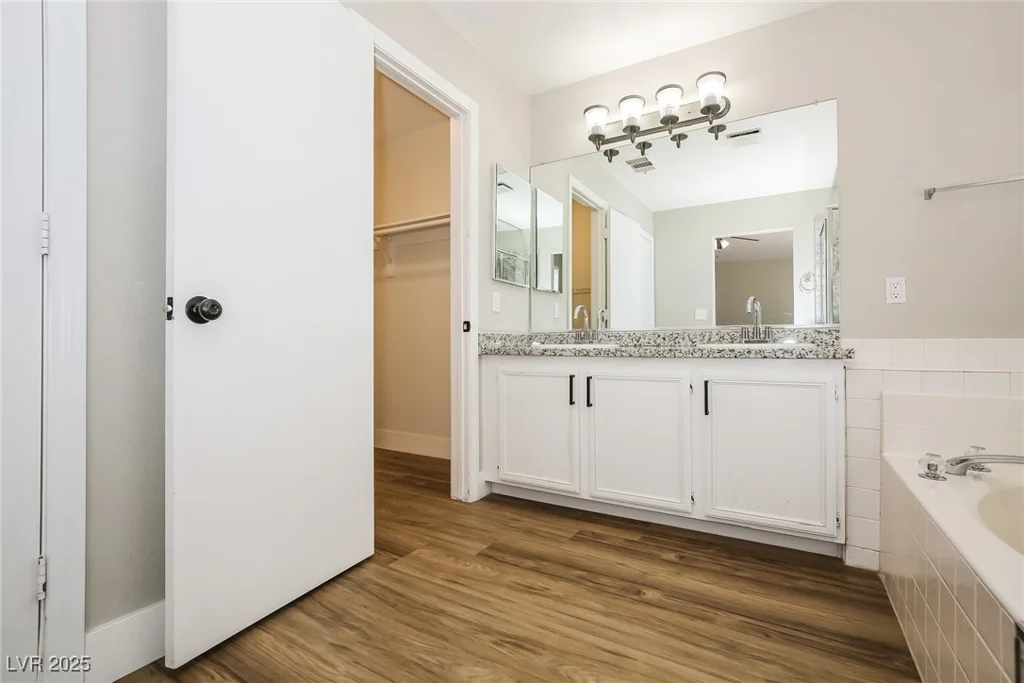 4325 Threshold, North Las Vegas, NV 89032