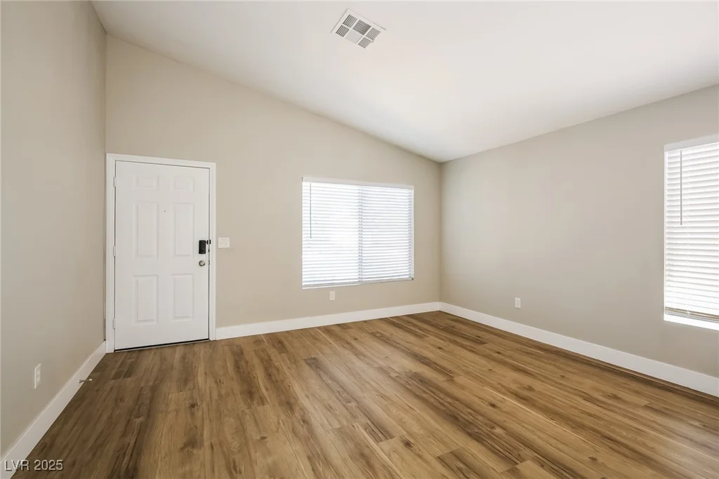 4325 Threshold, North Las Vegas, NV 89032