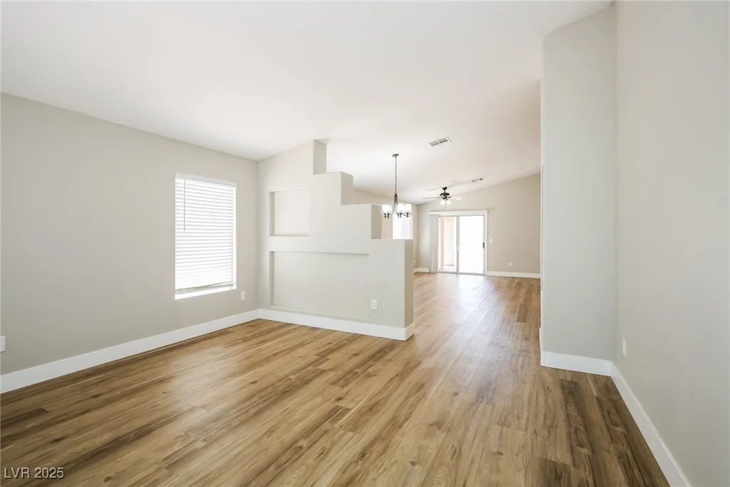 4325 Threshold, North Las Vegas, NV 89032