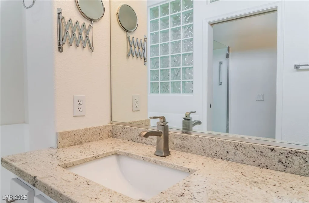 10901 Fort Valley, Las Vegas, NV 89134