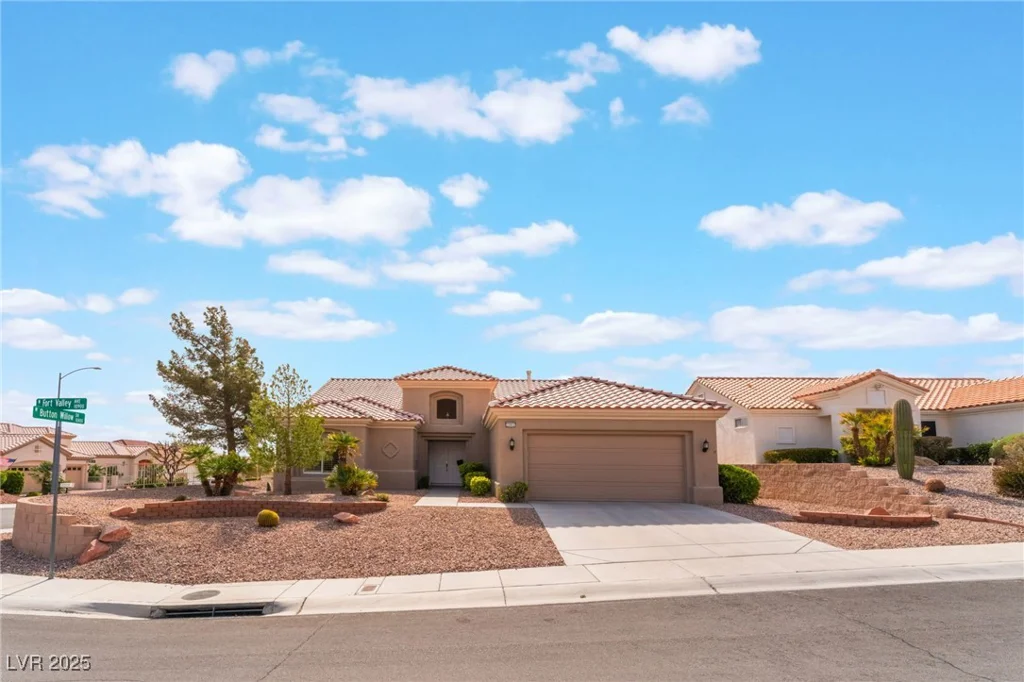 10901 Fort Valley, Las Vegas, NV 89134
