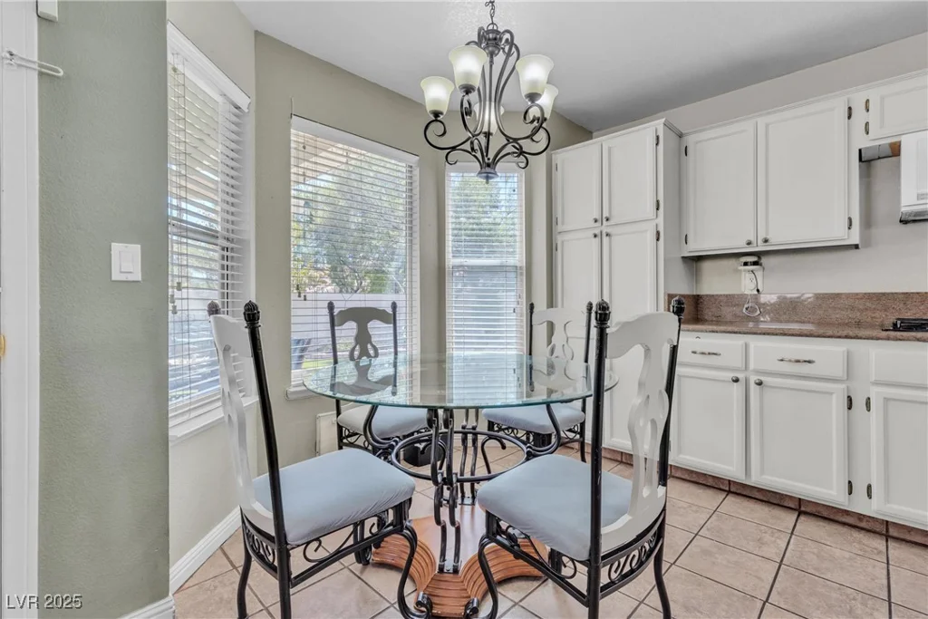 3016 Cloverbrook, Las Vegas, NV 89117