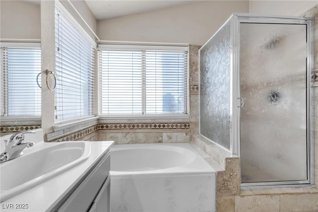 3016 Cloverbrook, Las Vegas, NV 89117
