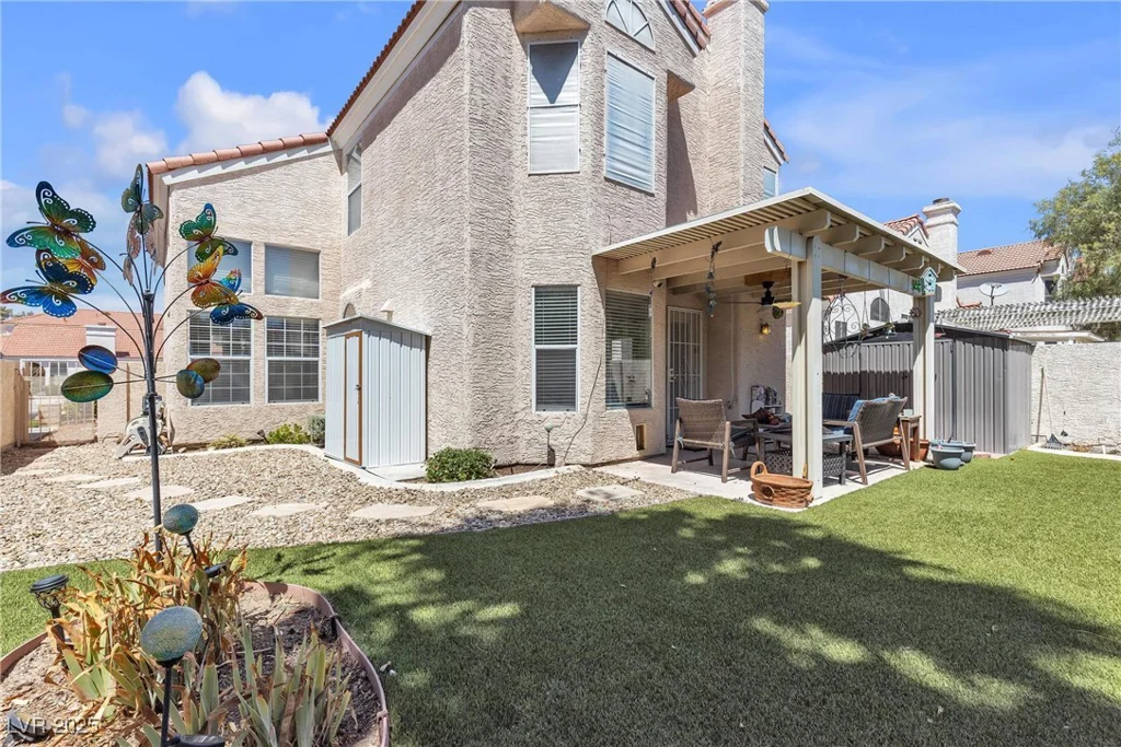 3016 Cloverbrook, Las Vegas, NV 89117