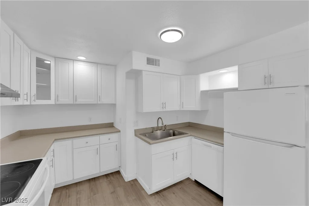 721 Carpenter, Las Vegas, NV 89107