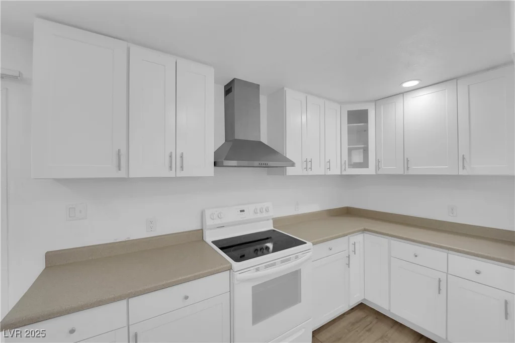 721 Carpenter, Las Vegas, NV 89107