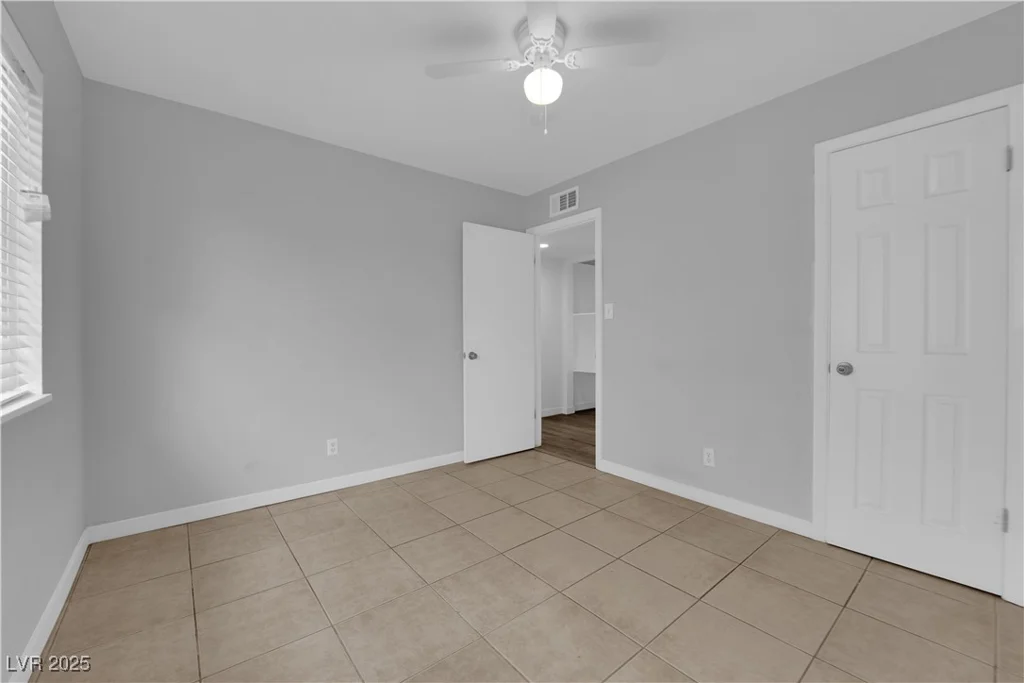 721 Carpenter, Las Vegas, NV 89107