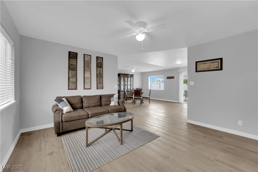 721 Carpenter, Las Vegas, NV 89107