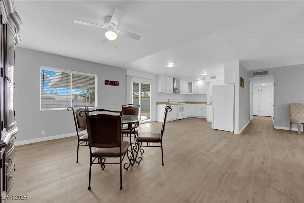 721 Carpenter, Las Vegas, NV 89107