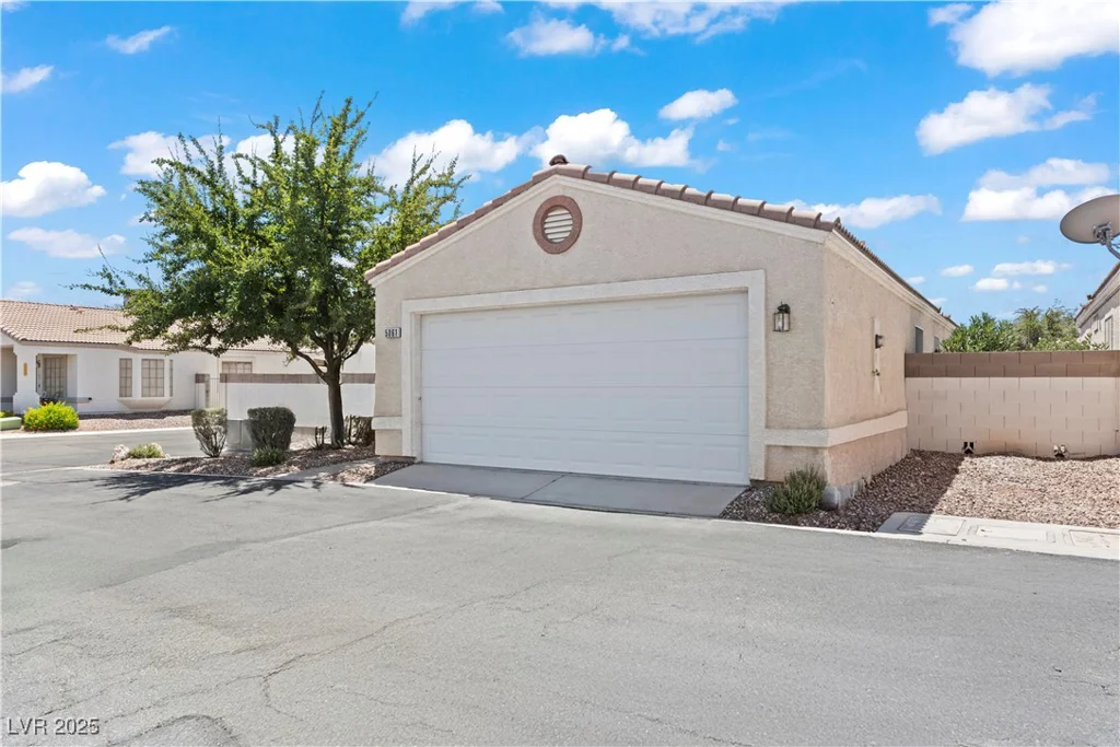 5061 Droubay, Las Vegas, NV 89122