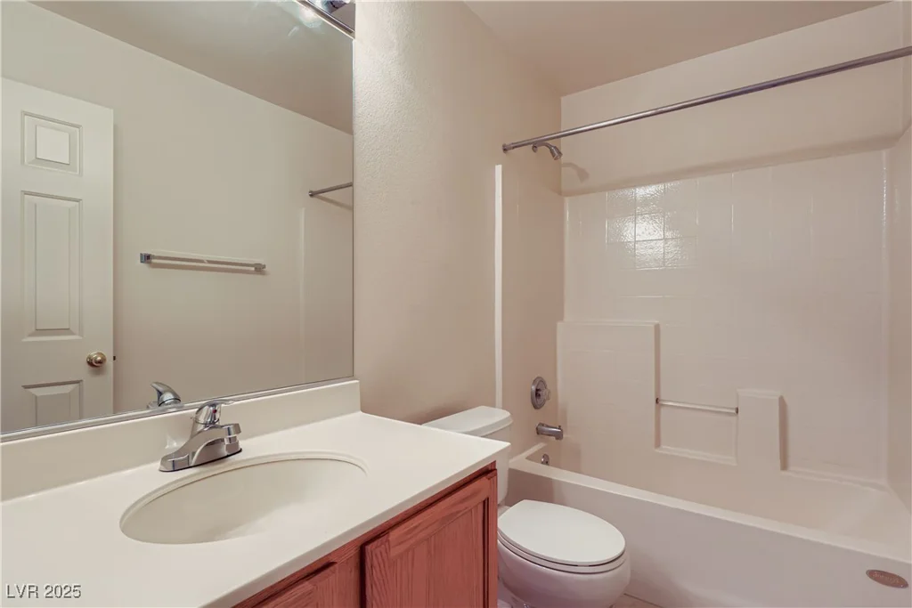 5582 Little Lake, Las Vegas, NV 89122