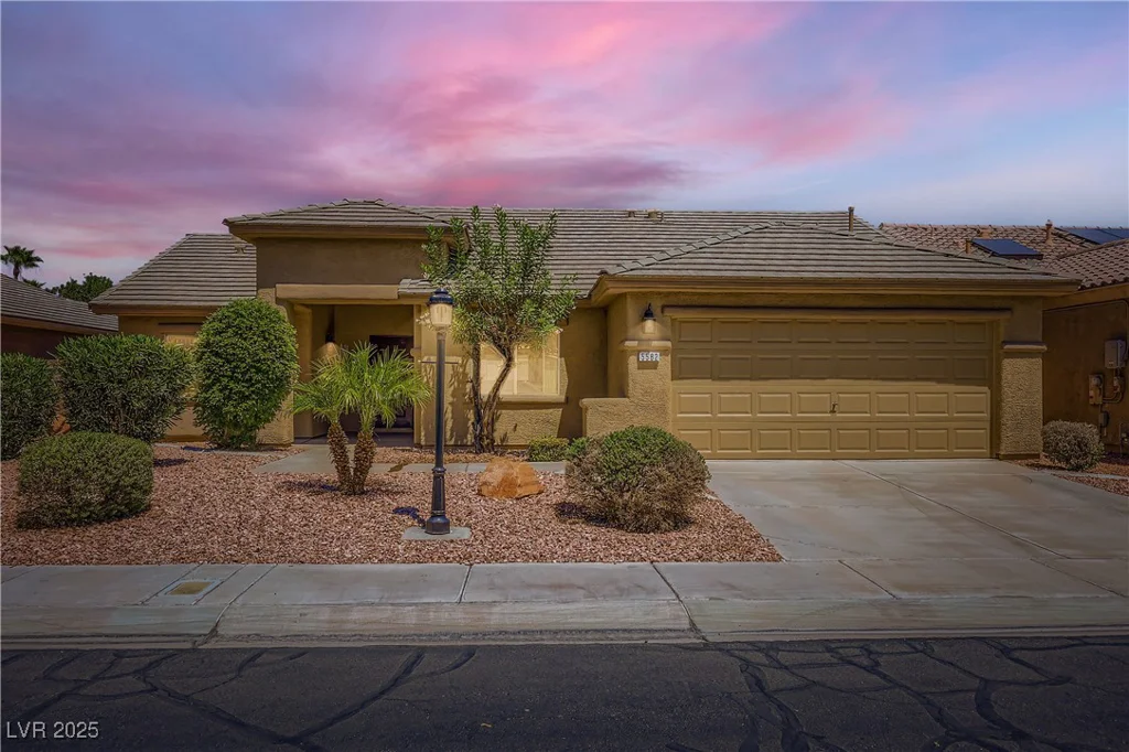 5582 Little Lake, Las Vegas, NV 89122