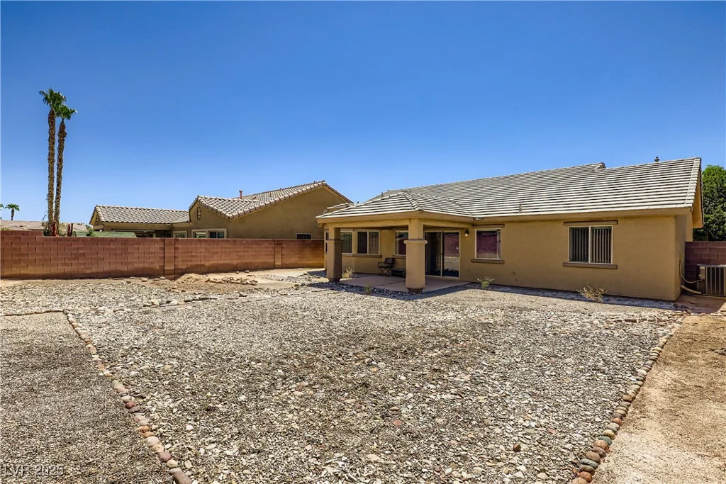 5582 Little Lake, Las Vegas, NV 89122