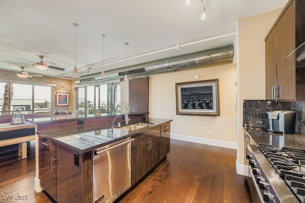 11441 Allerton Park, Las Vegas, NV 89135