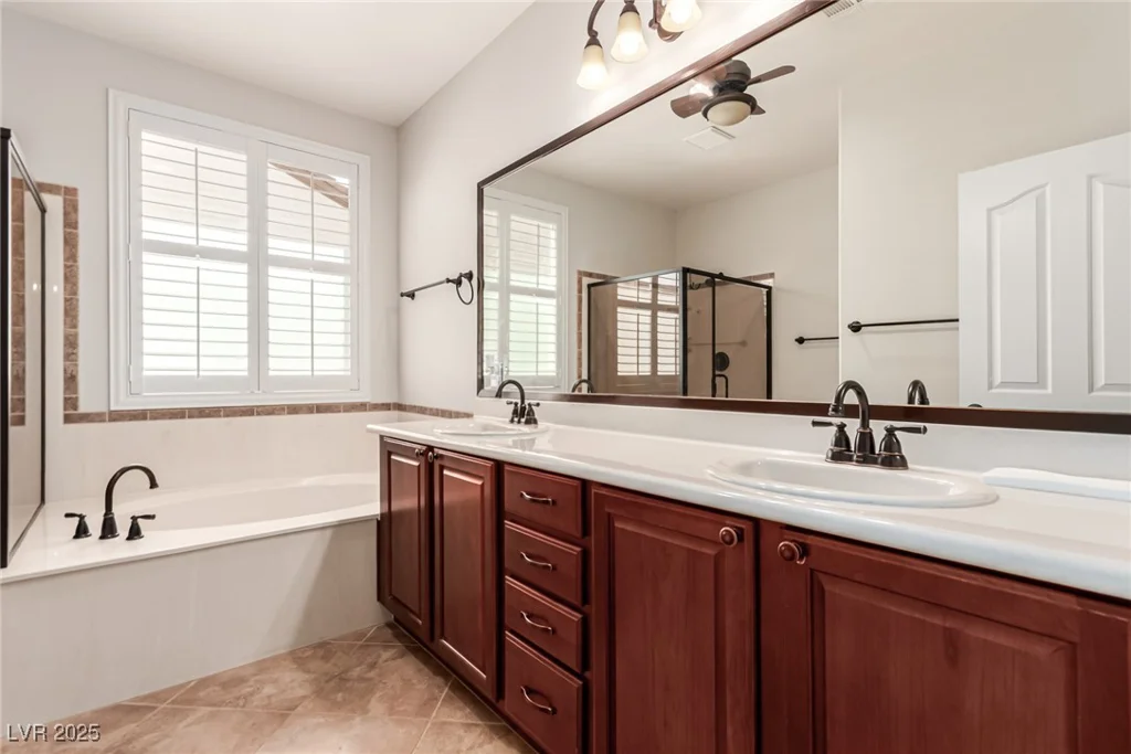 2489 Black River Falls, Henderson, NV 89044