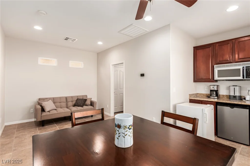 2489 Black River Falls, Henderson, NV 89044