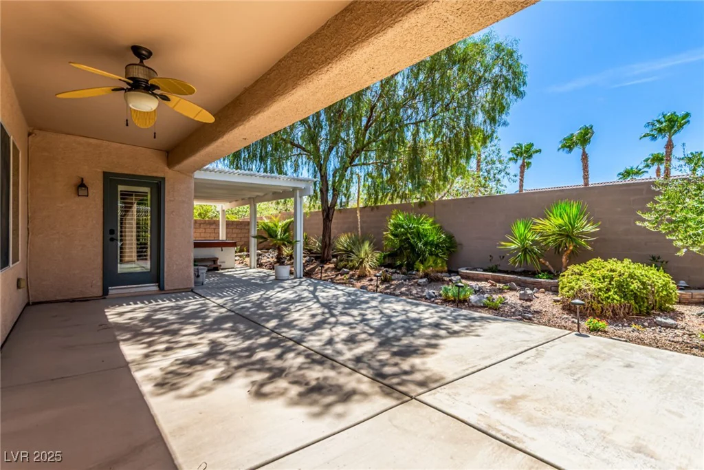 2489 Black River Falls, Henderson, NV 89044