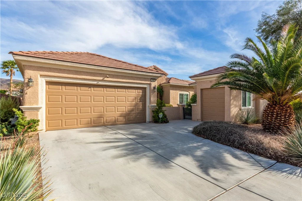 2489 Black River Falls, Henderson, NV 89044