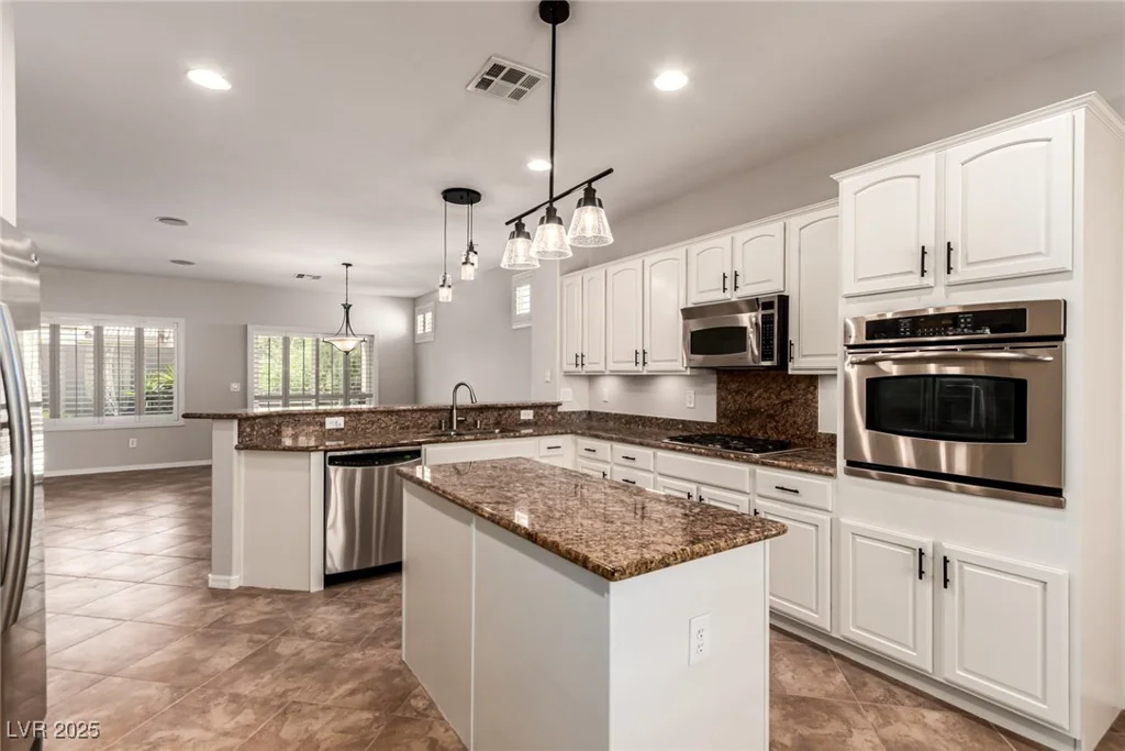 2489 Black River Falls, Henderson, NV 89044