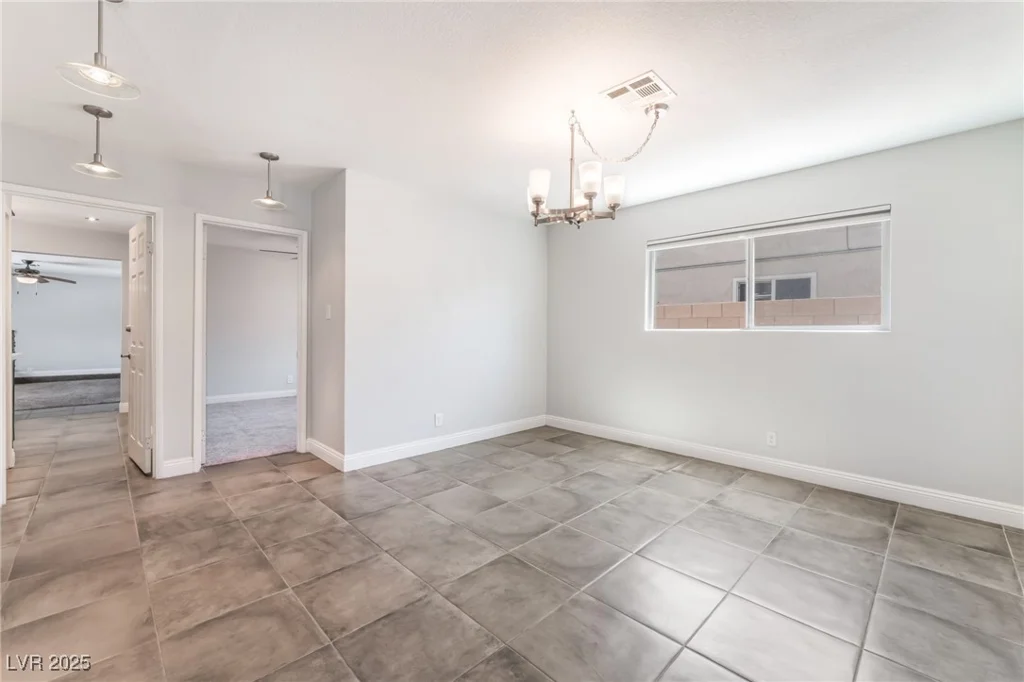 1700 Ivanhoe, Las Vegas, NV 89102