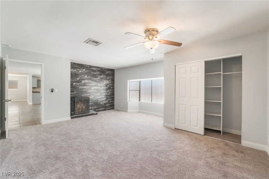 1700 Ivanhoe, Las Vegas, NV 89102