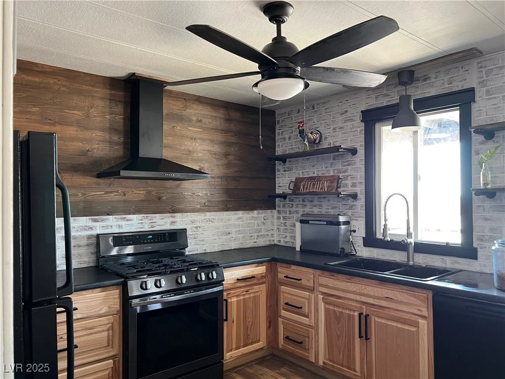 2090 Kellogg, Pahrump, NV 89048