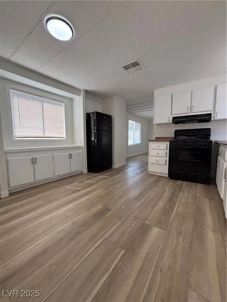 3104 Nelson, North Las Vegas, NV 89030
