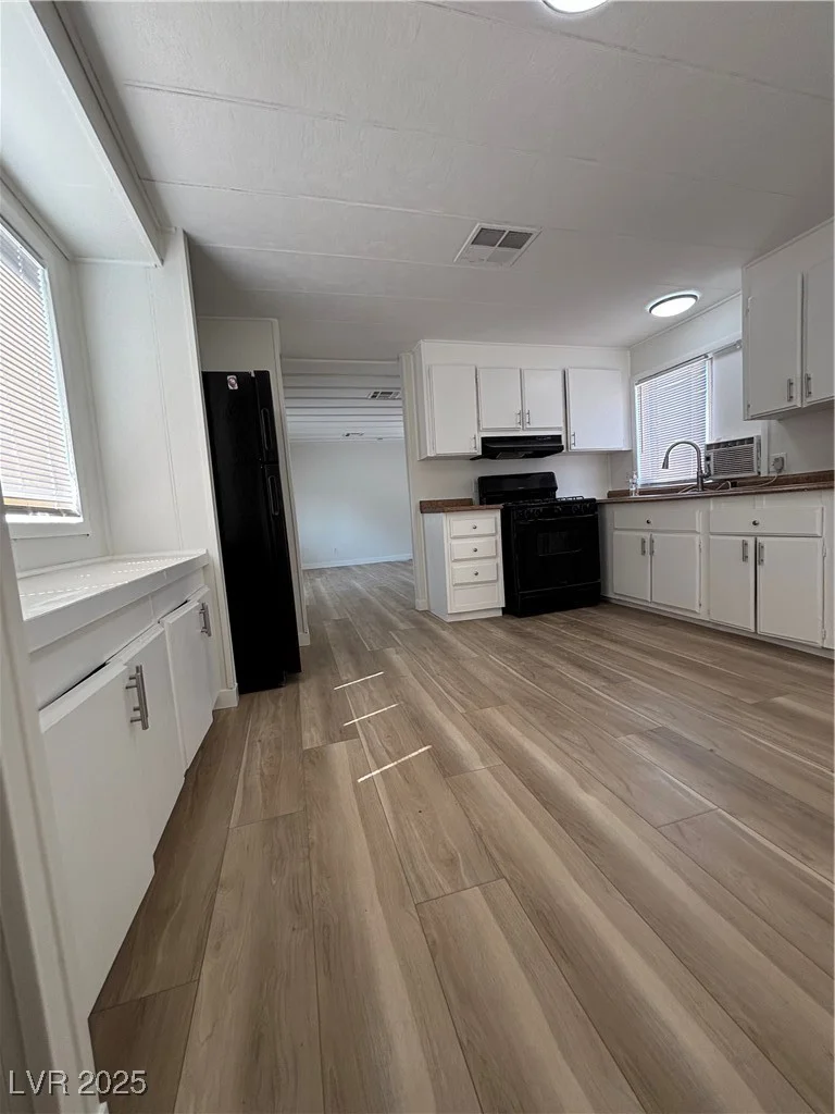 3104 Nelson, North Las Vegas, NV 89030