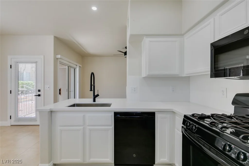 9050 Warm Springs, Las Vegas, NV 89148
