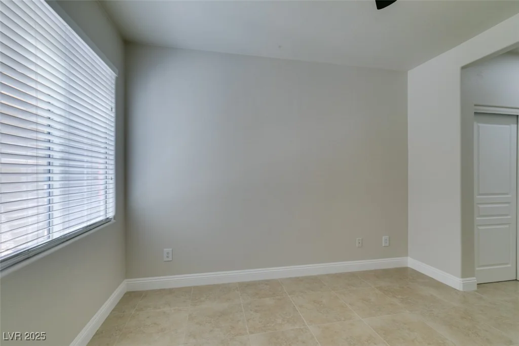 9050 Warm Springs, Las Vegas, NV 89148
