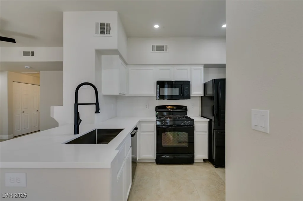 9050 Warm Springs, Las Vegas, NV 89148