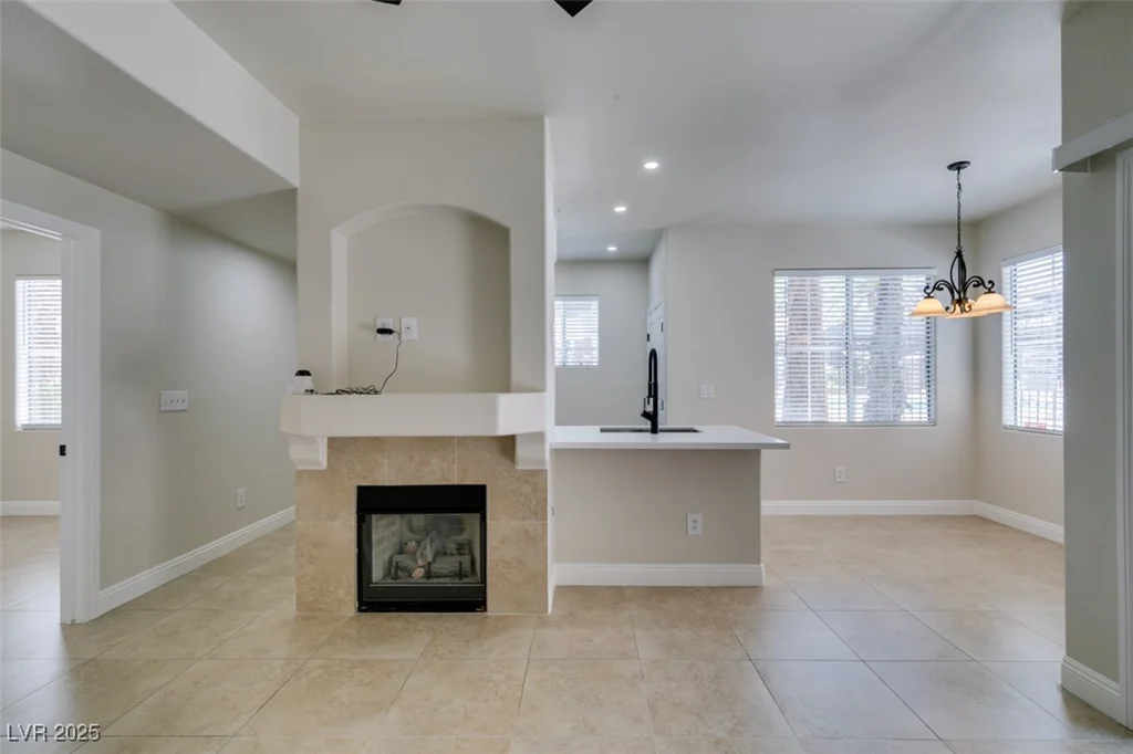 9050 Warm Springs, Las Vegas, NV 89148